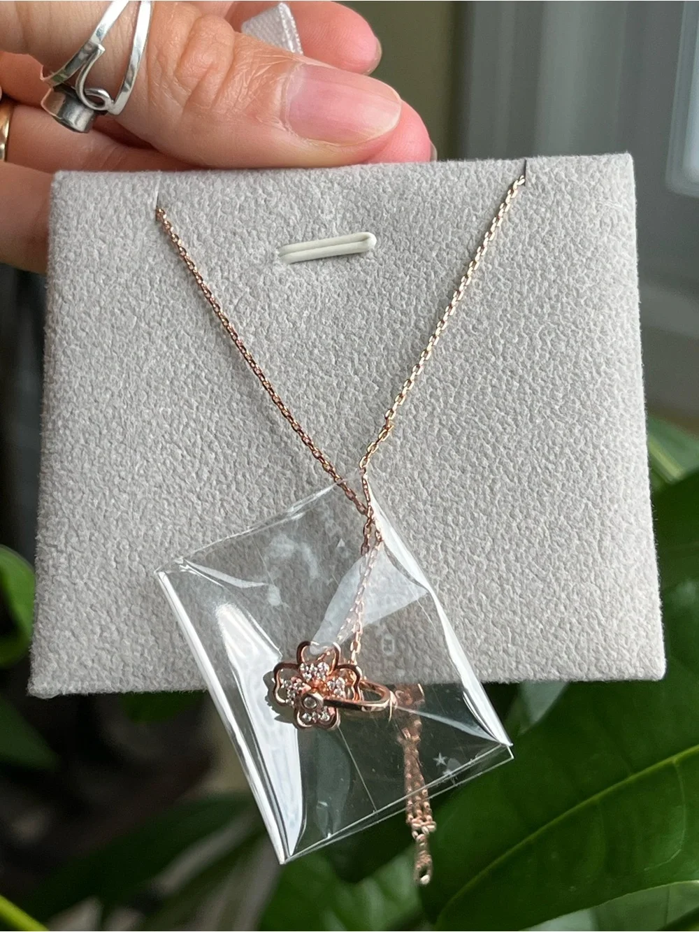 S925 Sterling Silver Rose Gold plated  Spinning Floral Necklace, ADHD Fidget NWT